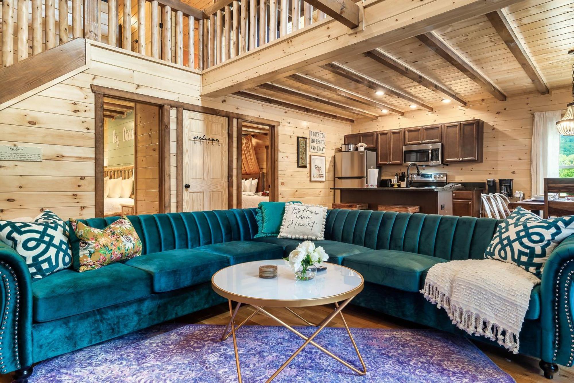 Smokiesboutiquecabins Would Love To Host You At Dolly'S Cute Cabin! 4 Suites With Private Bathrooms - Hot Tub, Fire Pit, Game Room, Resort Pool Open Memorial Day Through Labor Day! Gatlinburg Buitenkant foto